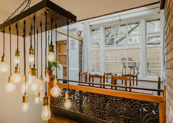 The Trelawney Hideaway بيت للعطل *